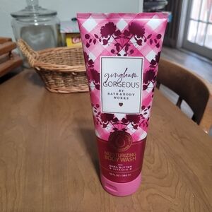Bath & Body Works Gingham Gorgeous Moisturizing Body Wash 10 fl oz.